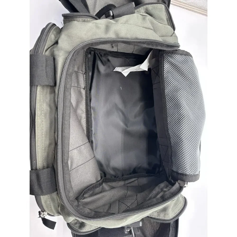 Bass Pro Shops Club Duffel Bag Fishing Tackle Gear Overnight Tote Green Black